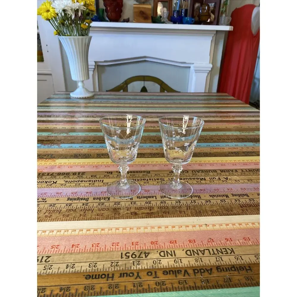 Vintage Etched Harp Design Crystal Wine Glass Stemmed Set of 2 Mid Century 5